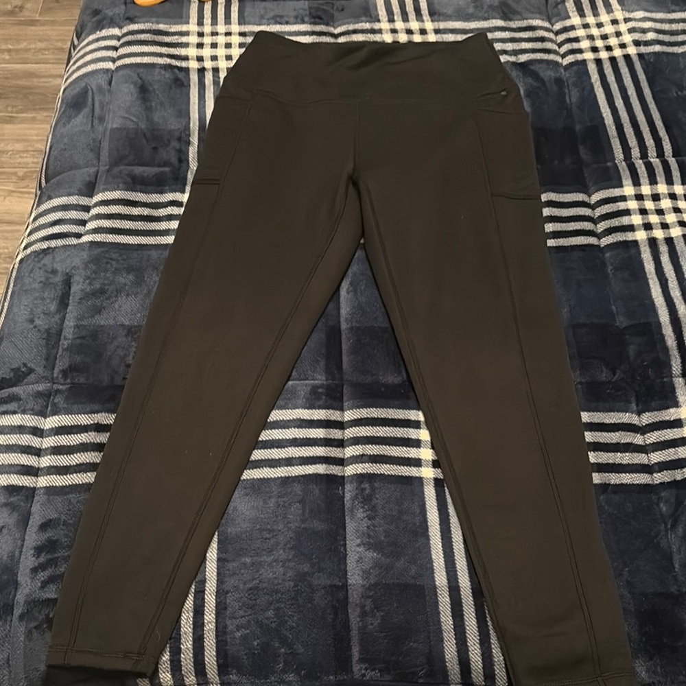 Avalanche Black High-Waisted Winter Leggings